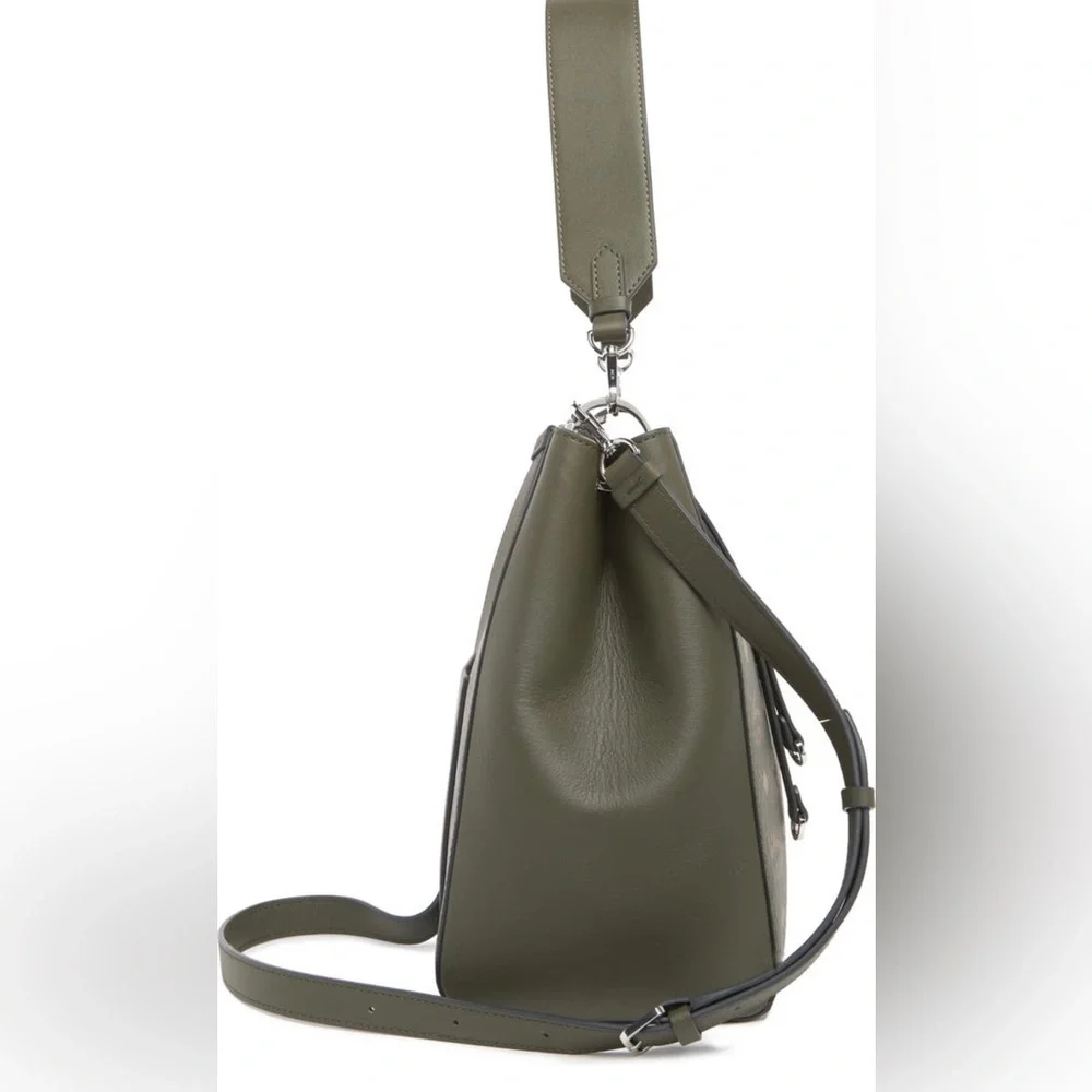 MCM Medium Aren VI Leather Hobo Bag (Sea Turtle) - Picture 4 of 15
